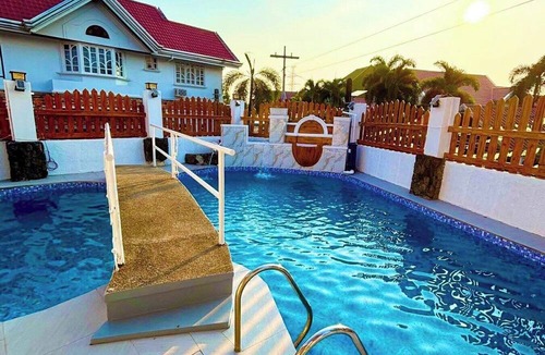 Balanga Hotel | Hotel Adelina Balanga City Bataan
