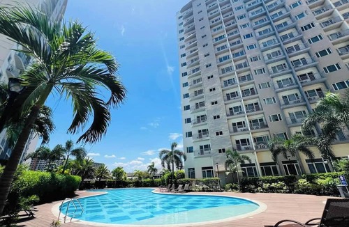 Las Pinas Condo | Paradise Staycation At South!