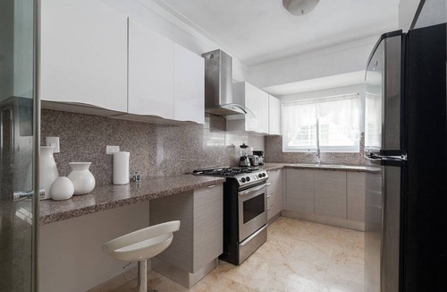 La Arboleda Apartment | CityCenter-Comfy-3br-W/Pool-Gym-A/C-WiFi-YellowKey