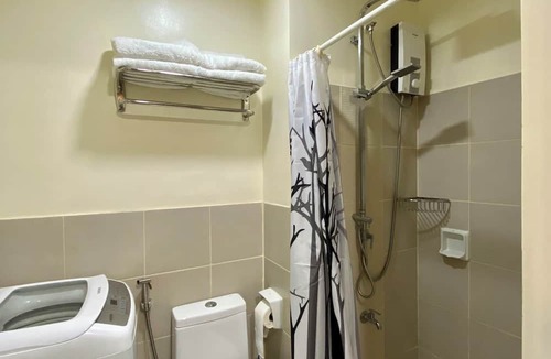 Barangay Pilar Village Condo | Cozy 1 Bedroom Condo at South Residences Las Pinas City 1230