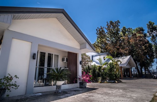 Manaoag Hotel | One Alo Hotel and Resort by Hiverooms