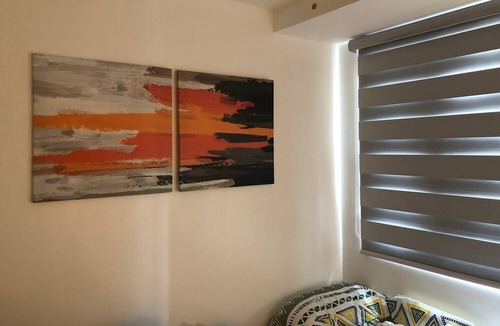 Las Pinas Condo | Cozy 1 bedroom by the mall with Netflix