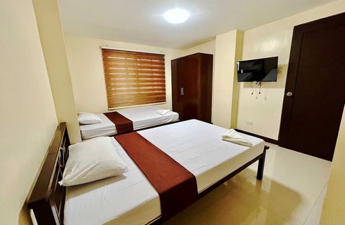 Paranaque Hotel | OYO 1045 Rayjan Apartelle