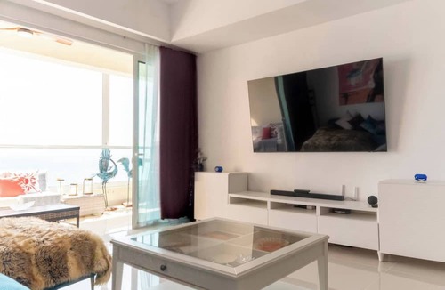 Villas Del Mar Apartment | Spacious Apto With Spectacular Views Of The Beach