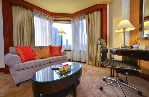 Ermita Night District Hotel | Diamond Hotel Philippines