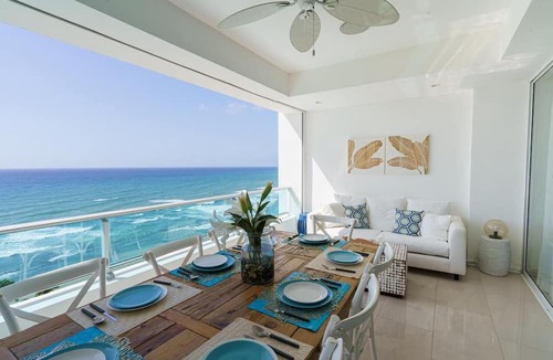 Villas Del Mar Condo | Luxury penthouse Porto bello Bellísima