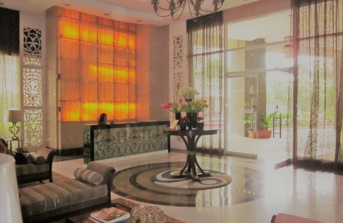 Bagumbayan Condo | Spacious Condo at One Central Park Eastwood Quezon City/Manila - 4 to 5 guests
