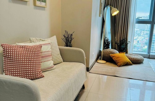 Bonifacio Global City Apartment | Andi and Frances' Place at BGC