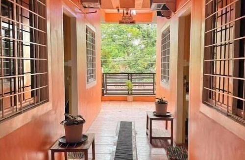 Gerona Apartment | Transient Studios near Isdaan