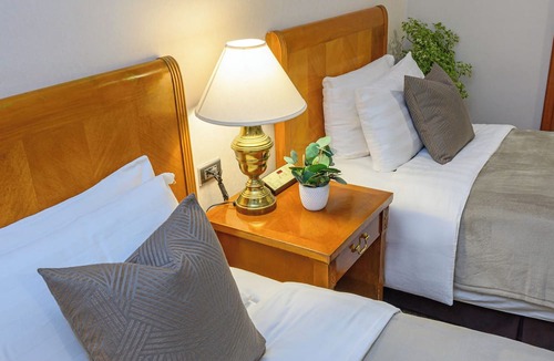 Ortigas Center Apartment | MCollection - Ortigas CBD Near Business & Shopping Hubs