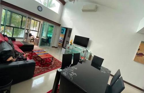 Morong Apartment | Seascape Beach House