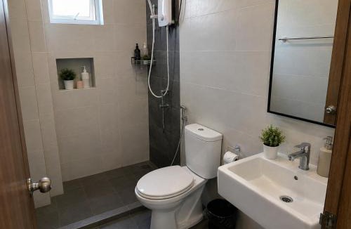 Novaliches House | Homestay by Hiraya Place C