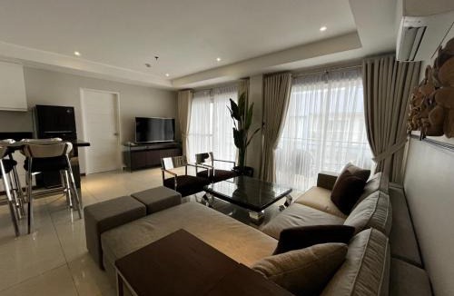 Malabanias Apartment | LaGrande2