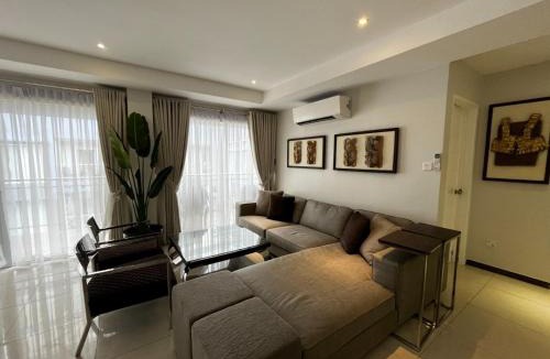 Malabanias Apartment | LaGrande2