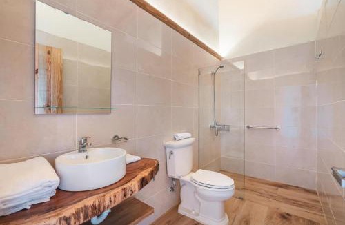 La Vega Province Villa | Majestic villa with stunning views in Jarabacoa