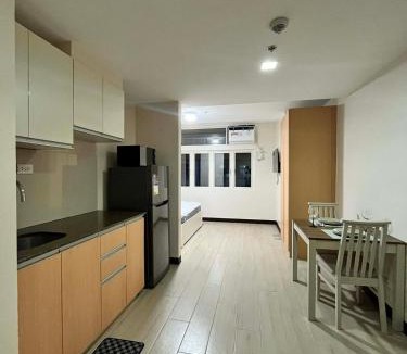 San Antonio Apartment | Key Luxe Studio Makati 20A