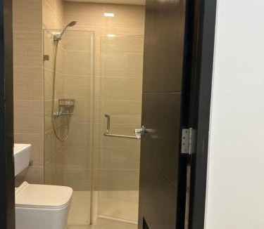 Pasay Apartment | Resorts World Eighty One Newport Boulevard Near Airport T2 and T3
