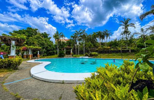 Tayabas City Resort | Graceland Resort Tayabas Quezon