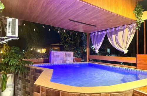 Meycauayan House | Cozy House with Mini Pool, Billiard, Videoke, and Netflix