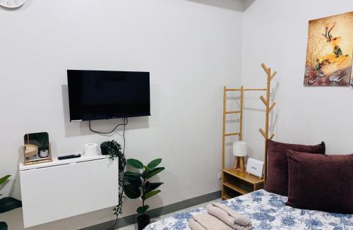 Legazpi Village Apartment | Lowest Priced Modern Studio at KL Tower, Makati CBD walking distance to Ayala Avenue and Malls