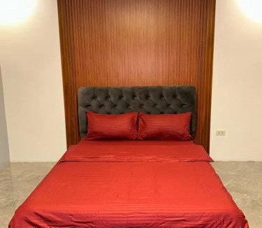 Malabanias Villa | Pool and Karaoke Private Villa near Clark Airport