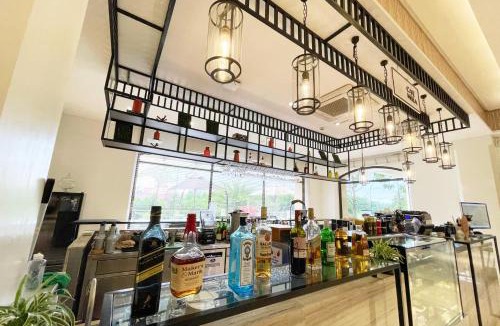 San Dionisio Hotel | Mella Hotel Manila near NAIA Airport
