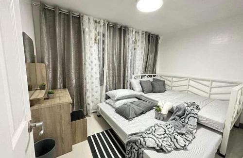 Clark Villa | 3BR Villa Near Clark Airport with Pool and Parking