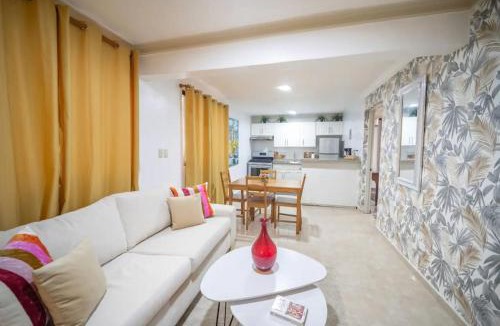 Villas Ana Maria House | Stylish 1r-1b Apt Near The Beach And Main Street