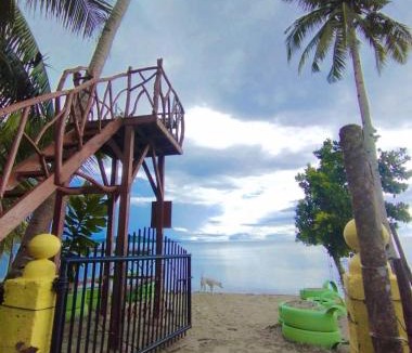 Maria Cabin | Destiny Rainbow Beach Resort