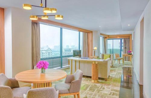 Bagumbayan Hotel | Eastwood Richmonde Hotel Quezon City