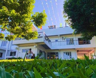 Legazpi House | Casita de Gloria