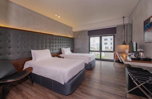 Diliman Hotel | The B Hotel Quezon City