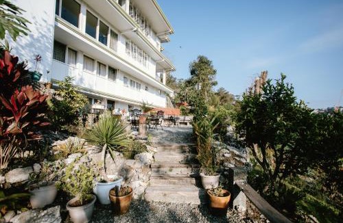 Baguio Apartment | The Country Place