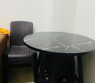 San Bartolome Apartment | Trees Residences Kurtnesse Staycation