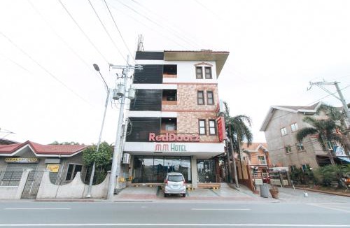 San Dionisio Hotel | RedDoorz Plus at MM Hotel Las Pinas former RedDoorz Plus Near Bamboo Organ