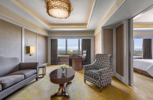 San Lorenzo Hotel | Dusit Thani Manila