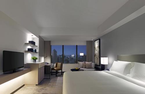 San Lorenzo Hotel | New World Makati Hotel, Manila
