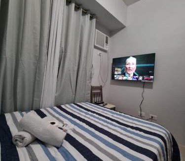 Highway Hills Hotel | Macks Awesome Place 204 NetflixFastWifi