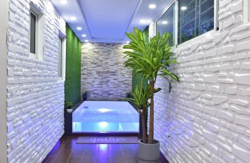 Llanos de Gurabo I Apartment | Luxury Apartment with private Jacuzzi/gym/pool