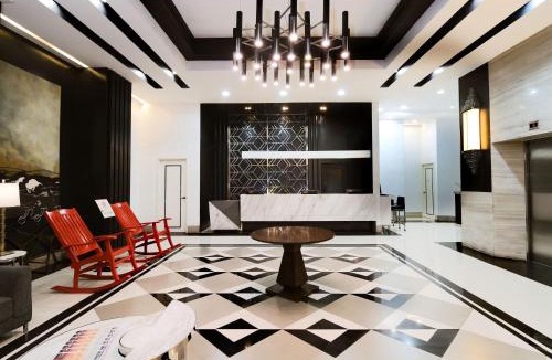 Valencia Hotel | Summit Hotel Magnolia