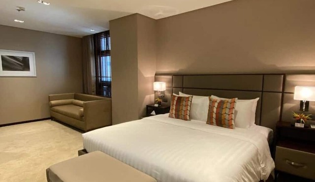 The Plaza Garden Hotel and Residences