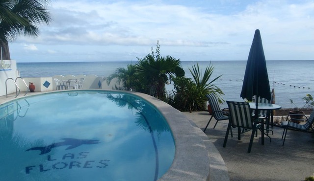 Las Flores Country & Beachside Hotel in Catmon