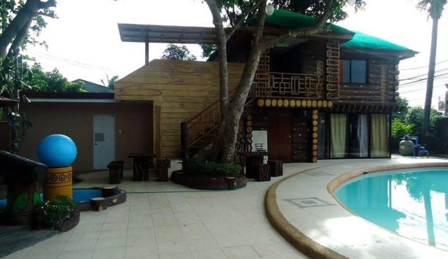 Quezon Premier Hotel Lucena