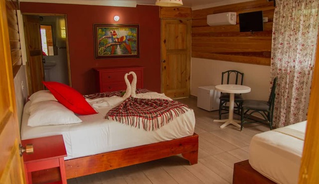 Hotel Colinas Del Rey