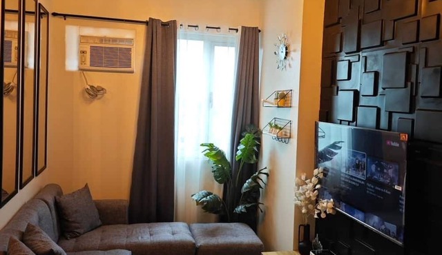 Luxurious and Cozy Condo in Quezon City With City View