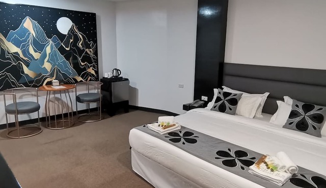 Palette in Angeles, Pampanga near Clark International Airport (Formerly Boss Hotel)