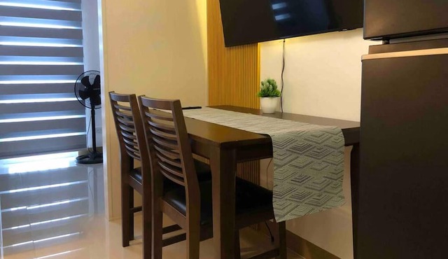 Cozy 1 bedroom by the mall with Netflix