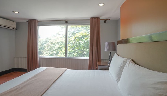 Arzo Hotel Manila