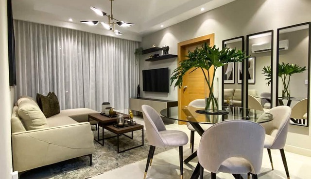 1 BR Luxury and Modern Apartment/rooftop & Gym 6FL