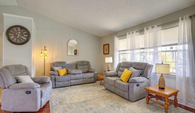 Shenandoah Retreat | Views + Stargazing in Timberville